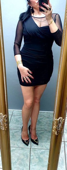 Sukienka z dzianiny siateczka