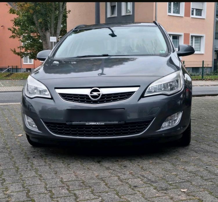 Opel ASTRA SPORTS TOURER 1.7 Diesel 2012 ROK!!!