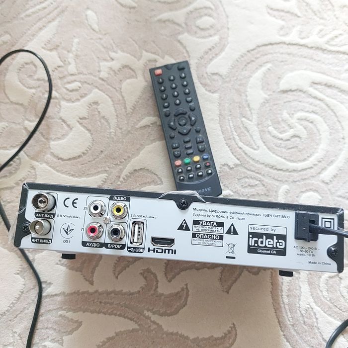 РОБОЧИЙ Цифровий Т2 ефірний приймач ТБВЧ SRT8500