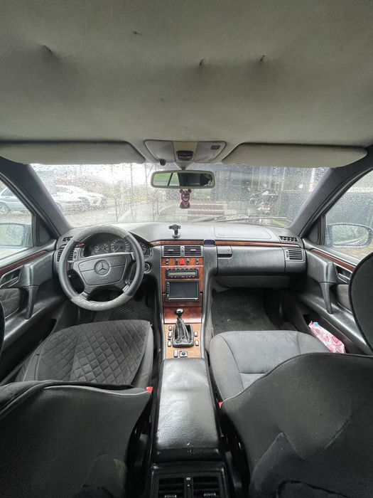 Mercedes W210 E280