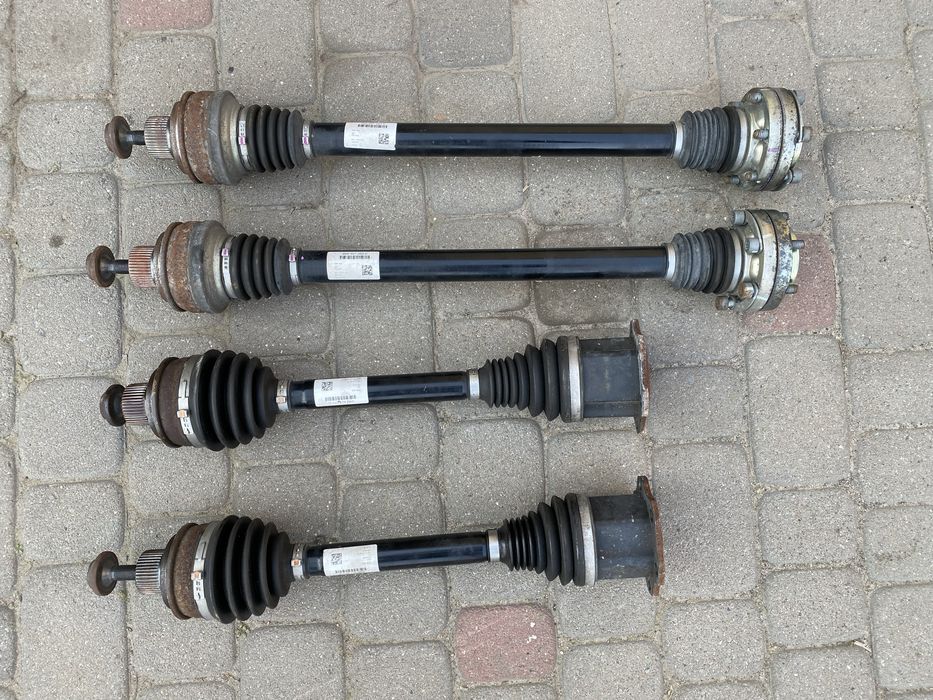 Піввісь напіввісь полуось audi q7 4m q8 перід зад ліва права