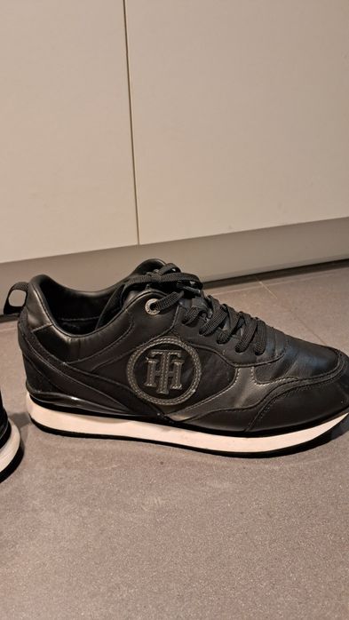 Buty sneakersy Tommy Hilfiger rozmiar 40
