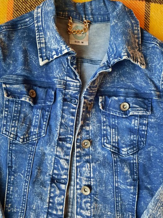 Джинсова куртка для дівчинки