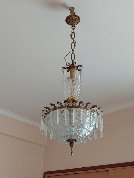 Lustre antigo com 60 anos