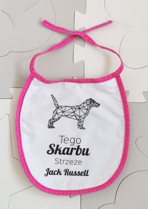 Śliniak z pieskiem, Jack Russel