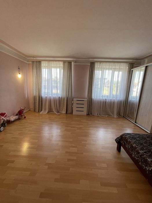 Флоринка Два дома 411 м2 и 130 м2 Алексеевка