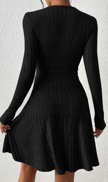 SHEIN sukienka czarna mini dzianinowa r 38 M