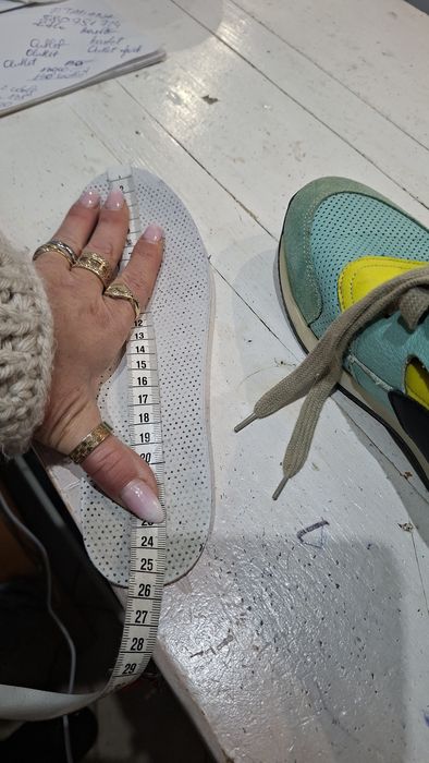 adidasy do biegania 39 wkl 25 stan bardzo dobry wymiary na zdjęciach