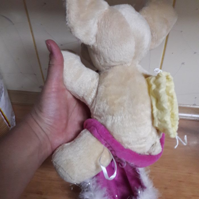 Чиа хуа мягкая игрушка. Новая. Собачку можно переодевать.смотрите фот