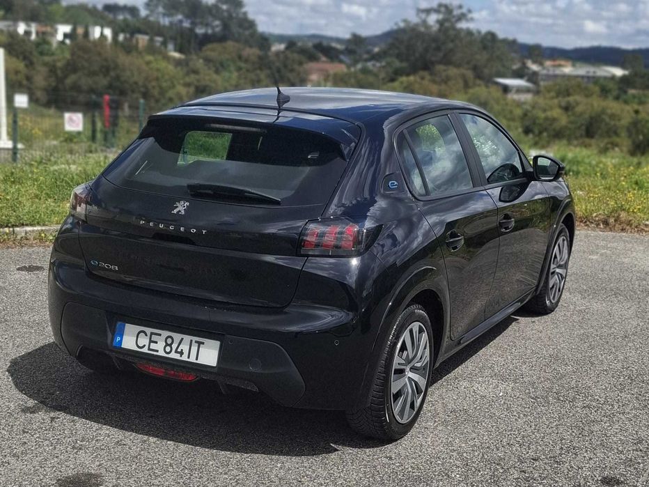 Peugeot e-208 50Kw Active Pack