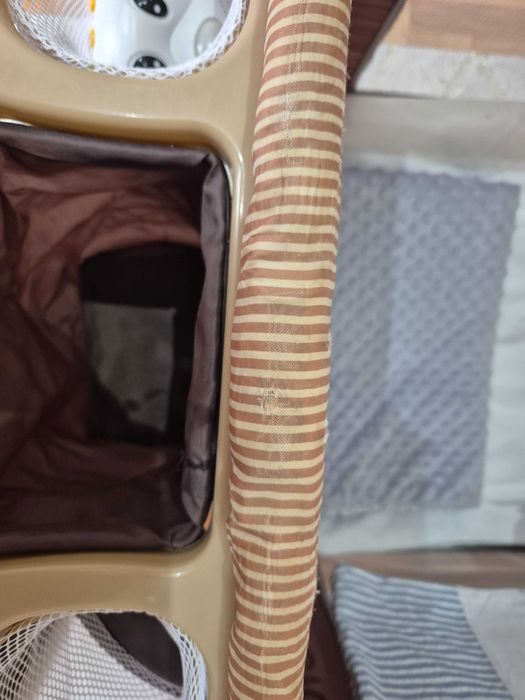 Łóżeczko turystyczne Lionelo wraz z pościelą i kocykiem