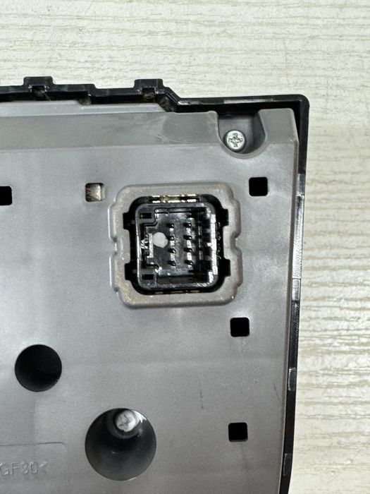 Шайба джойстик Mazda 6 gi 12- (GMJ666CM0A)