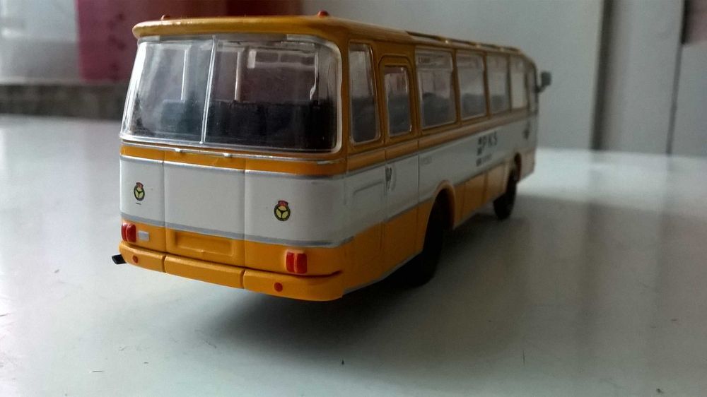 Autosan H9-03 konwersja PKS KATOWICE; skala 1:72; model DeAgostini