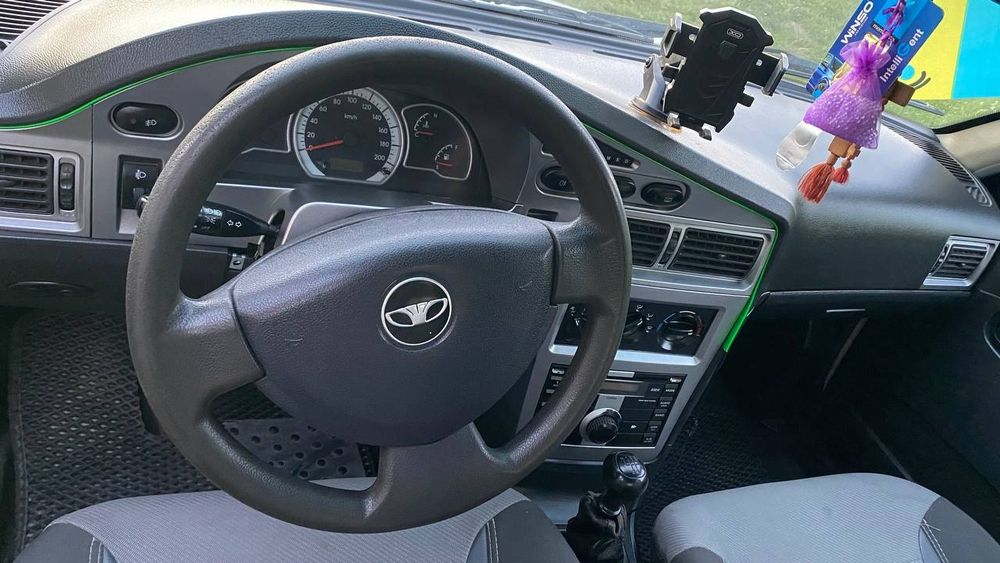 Daewoo Nexia 2011 1.5