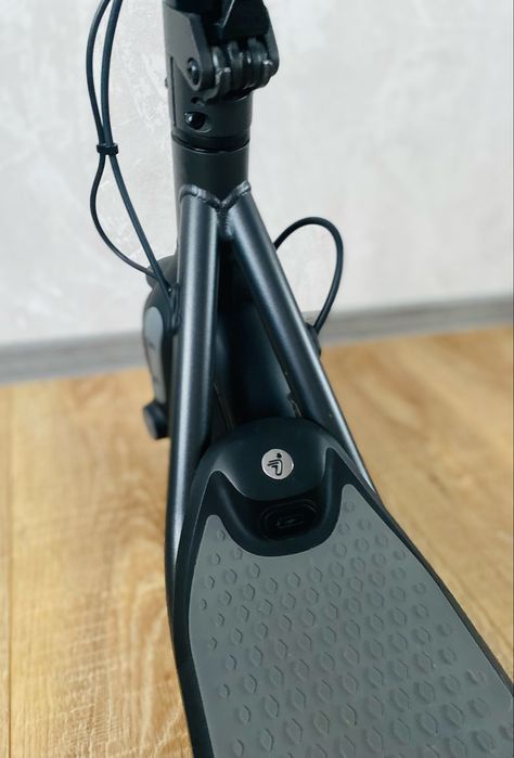 Продам електросамокат Ninebot KickScooter F25E II ТОРГ