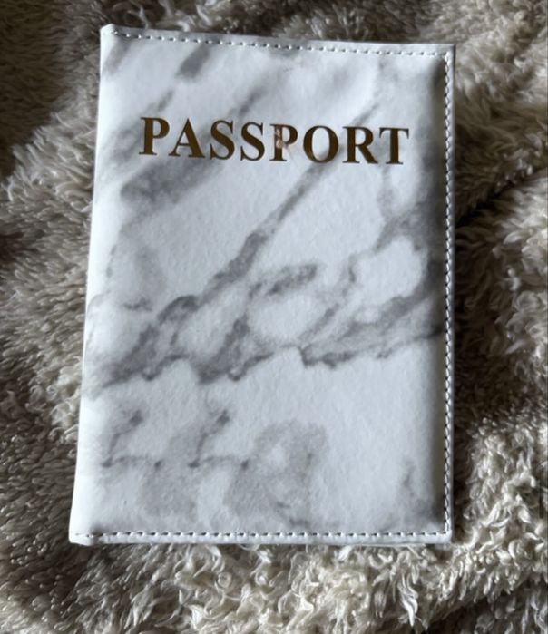 обкладинка на паспорт нова