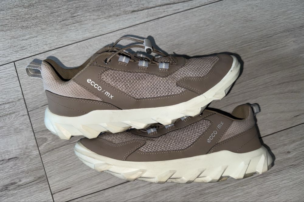 Buty skórzane damskie sneakersy Ecco Mx Low Gtx rozmiar 39