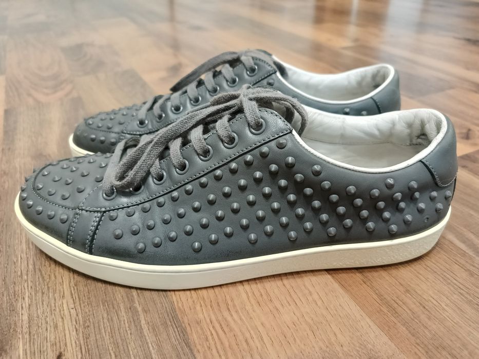 Продам Gucci Gray Leather Studded Spikes Sneakers Trainers