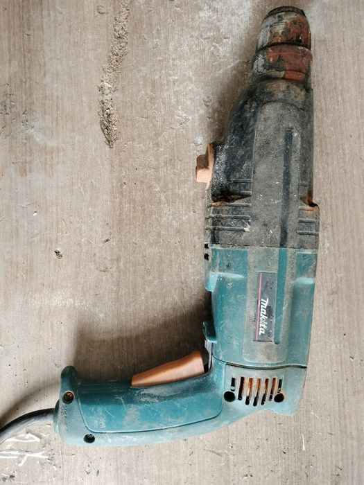 Młotowiertarka Makita wtyczka niepolską