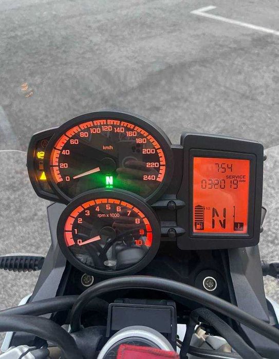 BMW F800R de Out / 2016