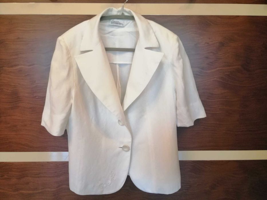 Żakiet biały/ecru z krótkim rękawem