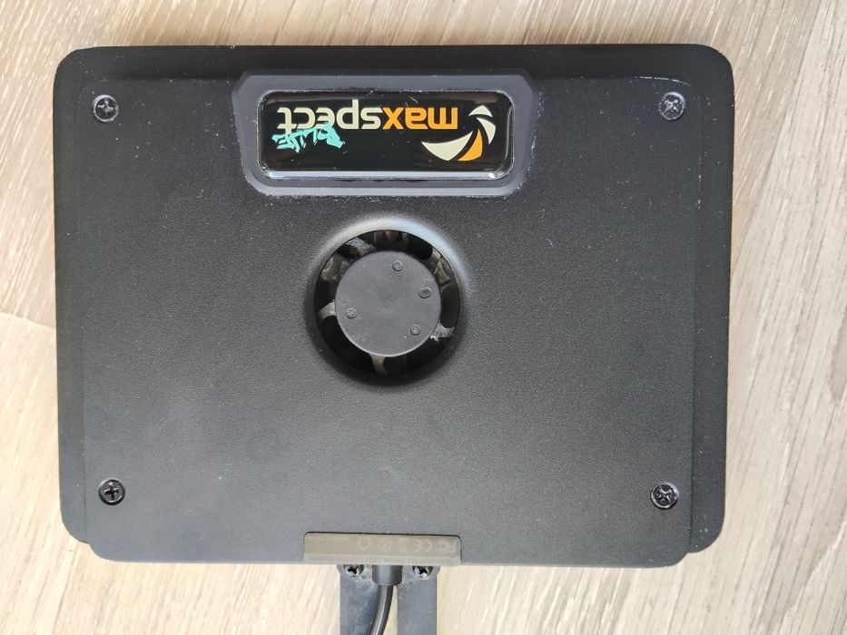 Lampa do akwarium morskiego