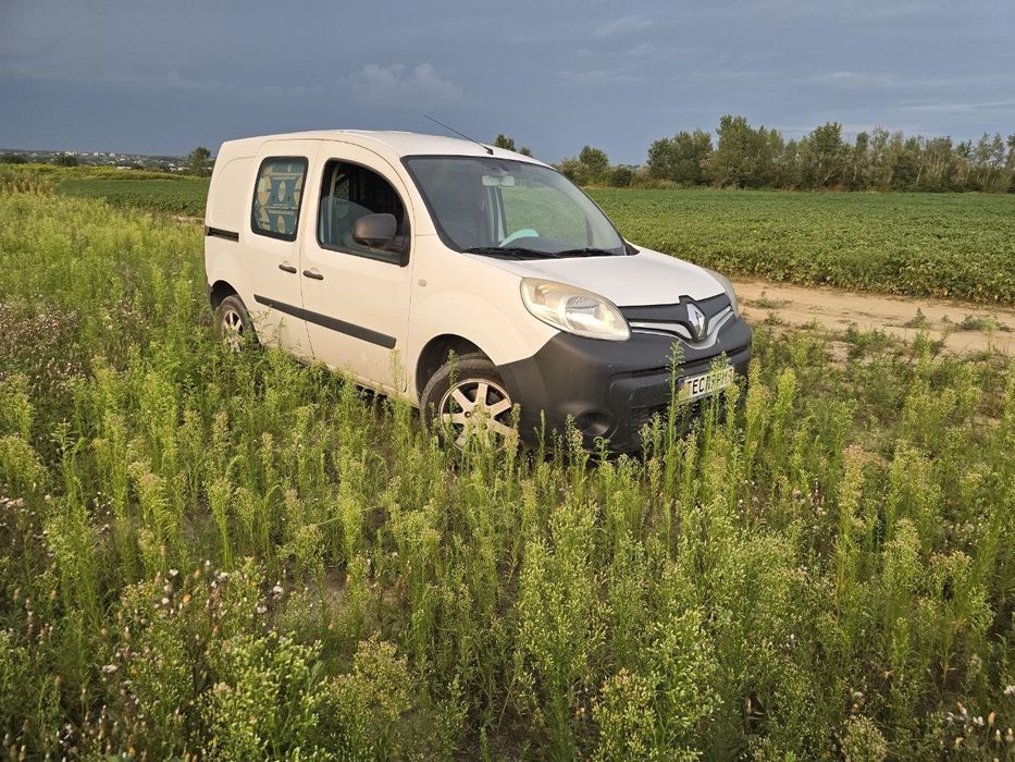Renault kangoo 2 2014 1.5tdi 396тис км. 5ст.