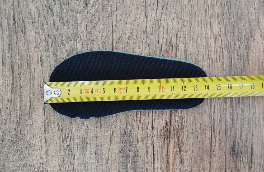 Adidas дитячі кросівки кеди кросовки / Nike хайтопи на хлопчика 22-23р