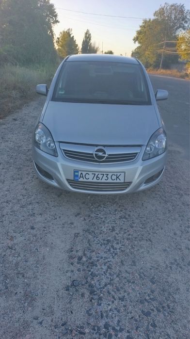 Продам Opel Zafira 1.7cdti