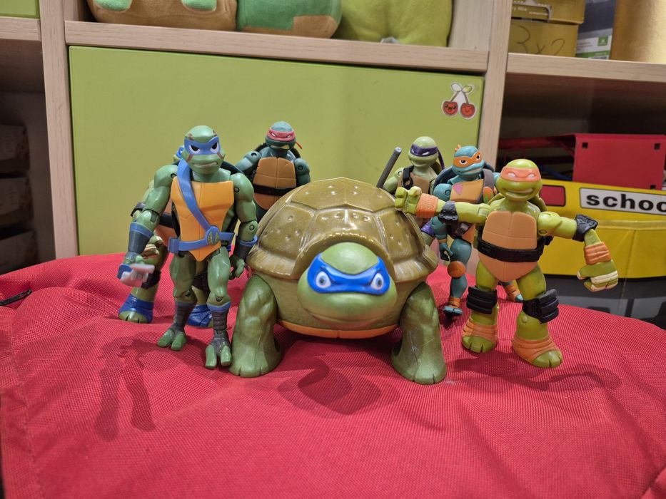 Іграшки-черепашки-ніндзя