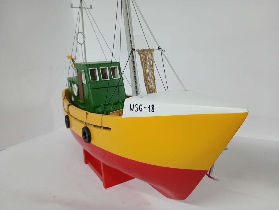 Model Kutra Rybackiego KUTER RYBACKI Z POLSKIEGO MORZA statek okręt