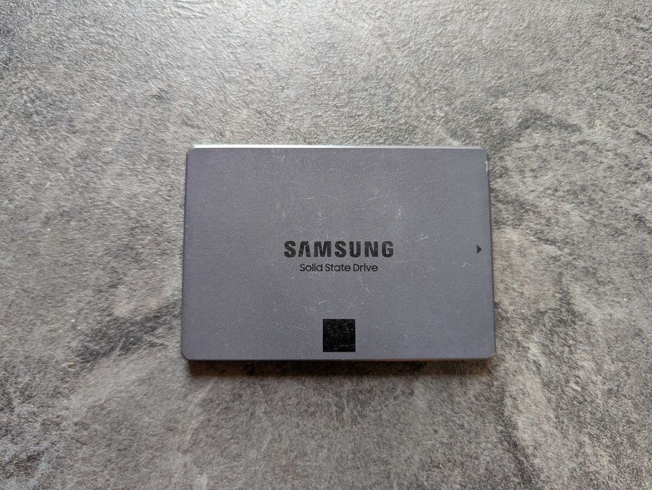 SSD диск Samsung QVO 860 1Tb.