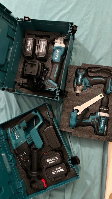 Ferramentas a bateria novas