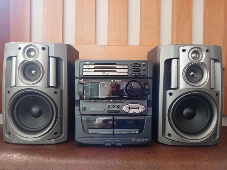 Музыкальный центр JVC !!!