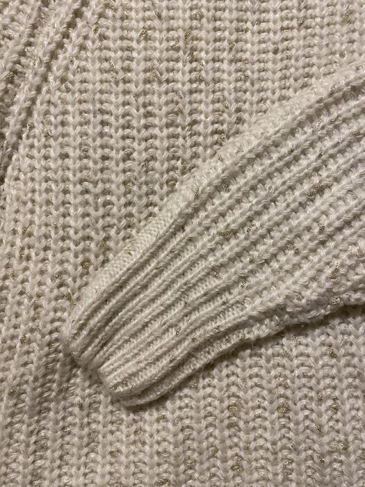 Продам теплий світер