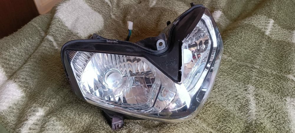 Фара Кавасаки Сузуки 
Фара Kawasaki zzr Honda cbr
Фара Kawasaki