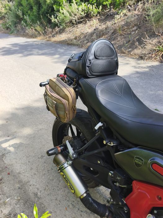 Voge 500 AC em excelente estado