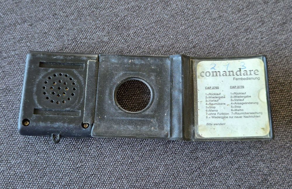 Comandare przenośny generator tonów DTMF do sekretarek lata '80/'90