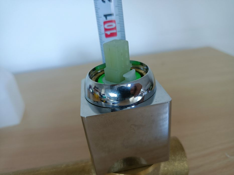 Mosiężny podtynkowy element do baterii głowica ceramiczna