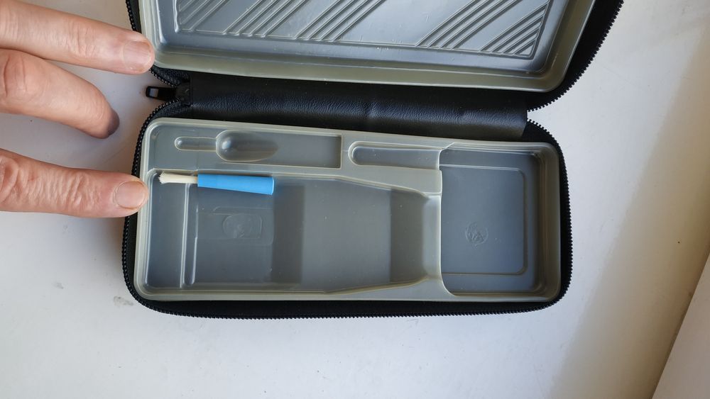 Продам электробритву новую