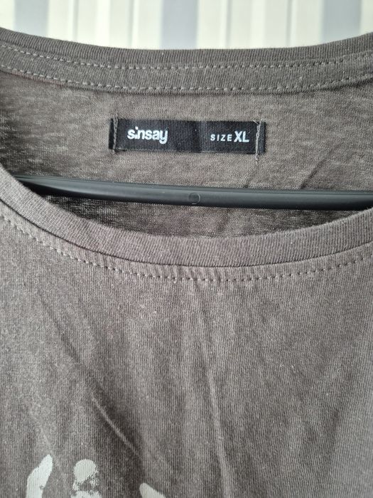T-shirt z Sinsay