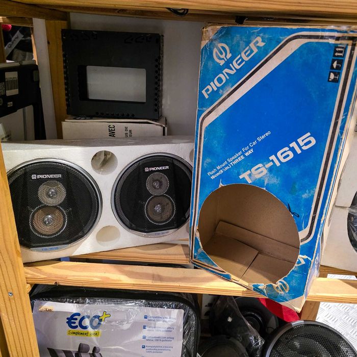 Colunas Auto Pioneer TS-1615 Vintage 16 cm — 3 Vias, 60W, Novas em Caixa