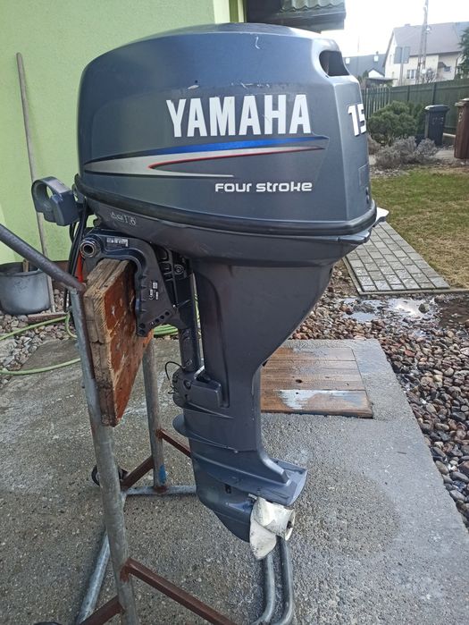 Silnik zaburtowy Yamaha F 15 e-start manetka