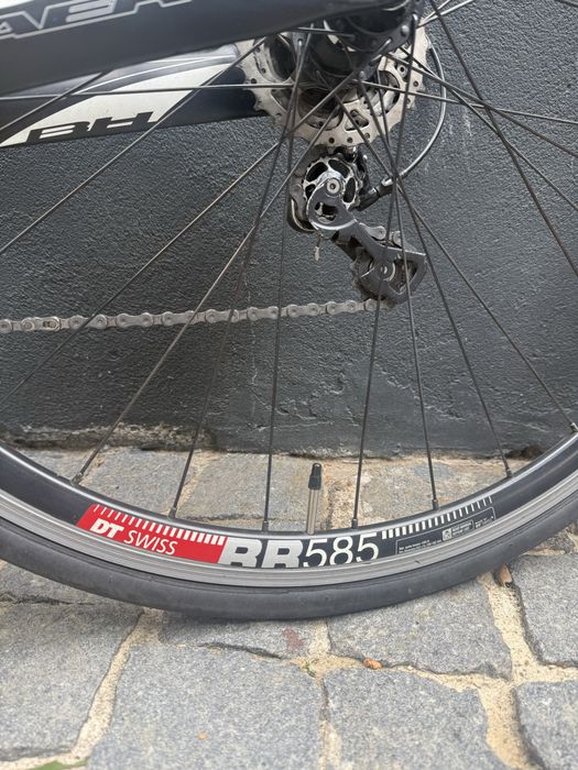 DT Swiss RR 585 / Roda Perfil / estrada / bicicleta estrada / Bike / Ciclismo