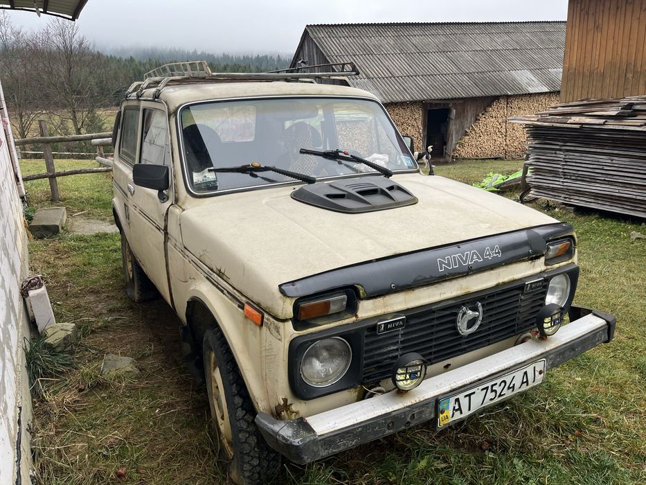 Продам ниву 2121