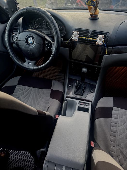 Продаж бмв е 46 2003 рік на автоматі
