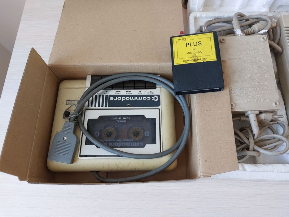 Zestaw Commodore 64 BOX, Night moves, C64