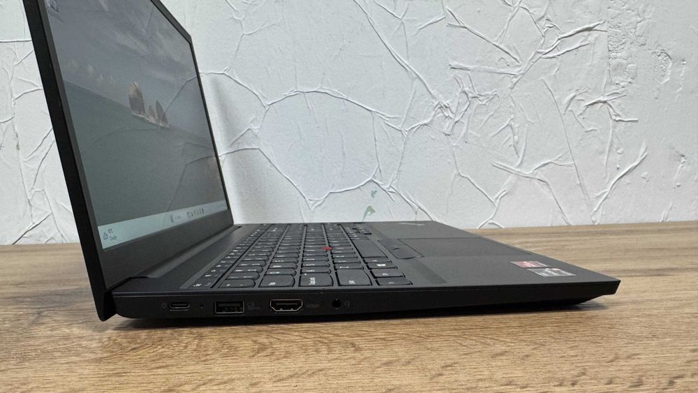 ThinkPad E15 Gen 3 – Ryzen 5 5500U, 12GB, 256GB SSD