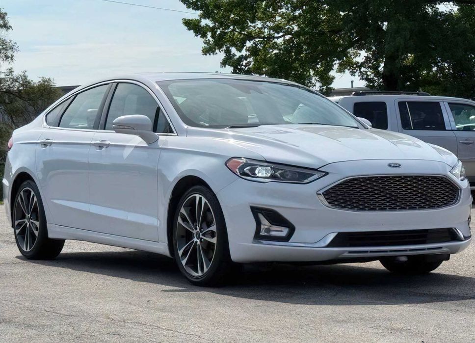 Ford Fusion Titanium      2019