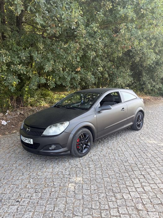 Opel Astra Gtc - Matte